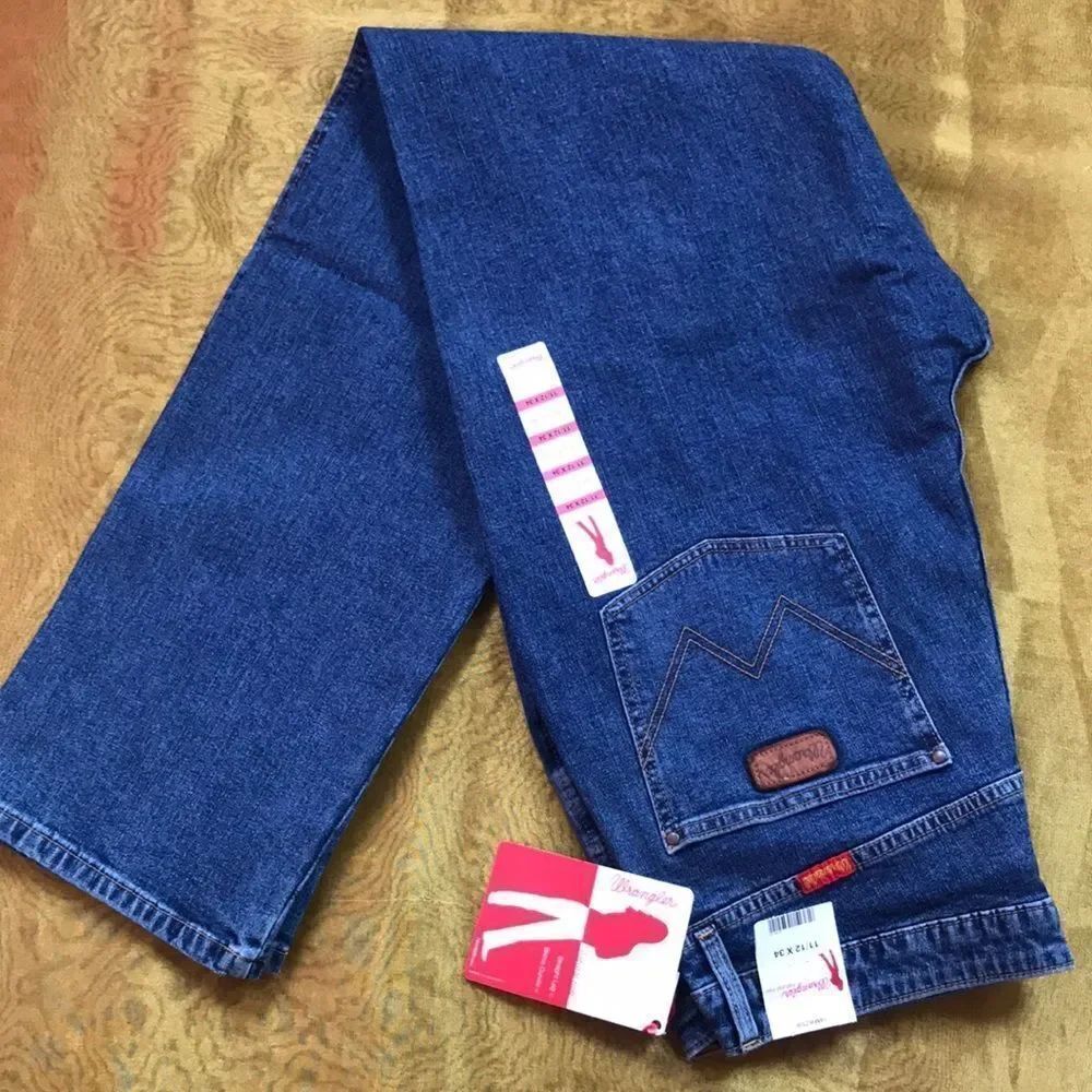 VTG,WRANGLER NATURAL RISE WOMEN JEANS SIZE 11/12X34